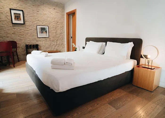 Downtown Boutique House - Ca Domus Collection